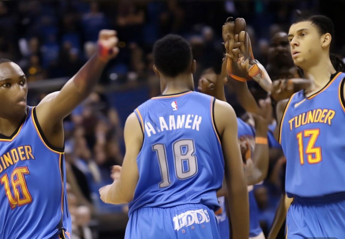 亚历山大准三双率雷霆力克灰熊 巩固西部排名关键战